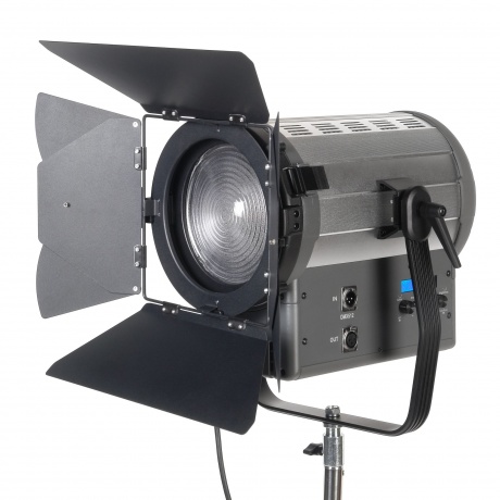 Осветитель студийный GreenBean Fresnel 300 LED X3 Bi-color DMX - фото 1