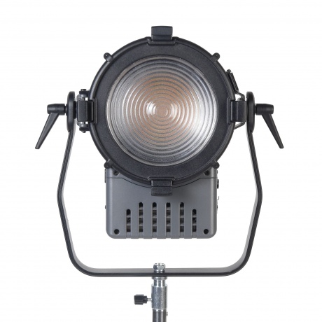 Осветитель студийный GreenBean Fresnel 300 LED X3 Bi-color DMX - фото 8