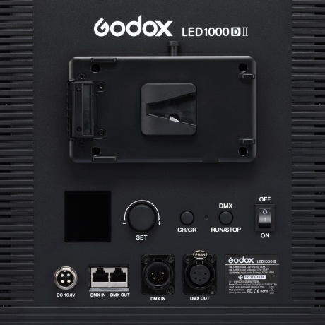 Осветитель светодиодный Godox LED1000D II студийный (без пульта) - фото 10