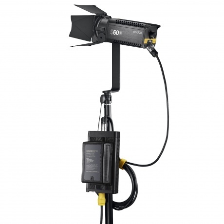 Осветитель светодиодный Godox S60Bi фокусируемый - фото 4