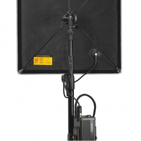 Осветитель светодиодный Godox Knowled F200Bi складной - фото 6