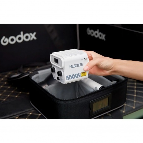 Осветитель светодиодный Godox ML60II Bi - фото 25