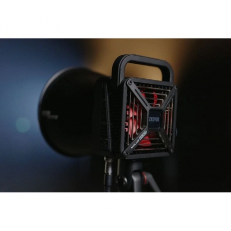 Осветитель Zhiyun Molus G300 (PLG105) - фото 15