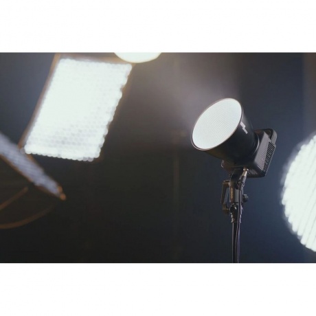 Осветитель Zhiyun Molus G300 (PLG105) - фото 34