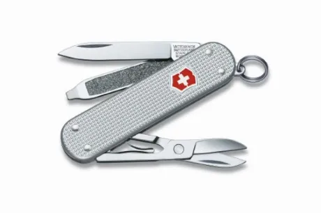 Нож Victorinox Classic 0.6221.26