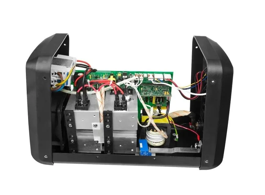 Инвертор Зубр Эксперт ЗАС-Т3-250 - фото 10