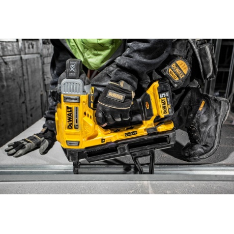 Пистолет монтажный DeWalt DCN890N - фото 19