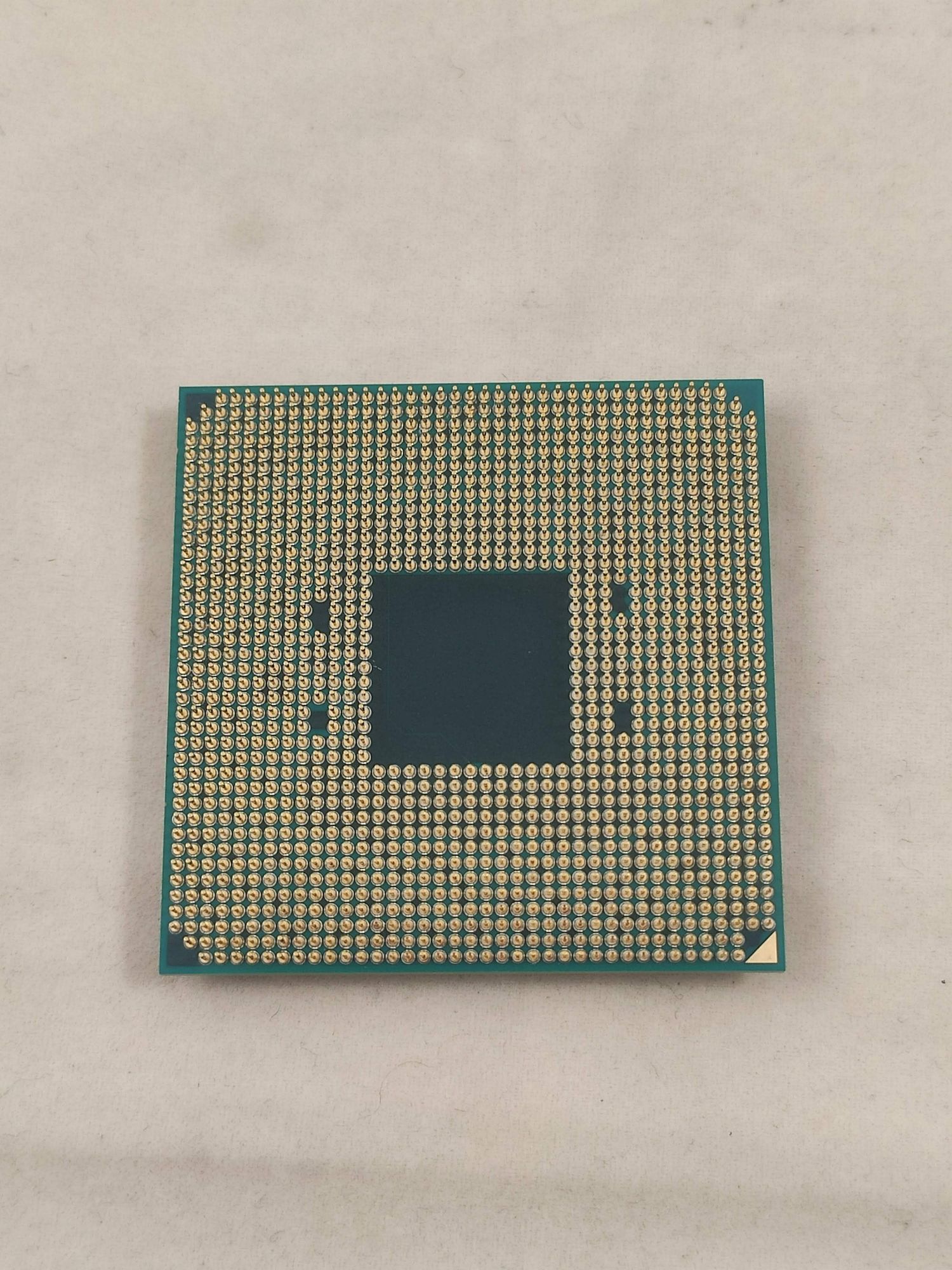 Процессор AMD Ryzen 5 2600X AM4 OEM (YD260XBCM6IAF) уцененный (гарантия 14 дней) - фото 3