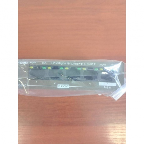 Коммутатор TENDA G1105PD (G1105PD) хорошее состояние  - фото 3
