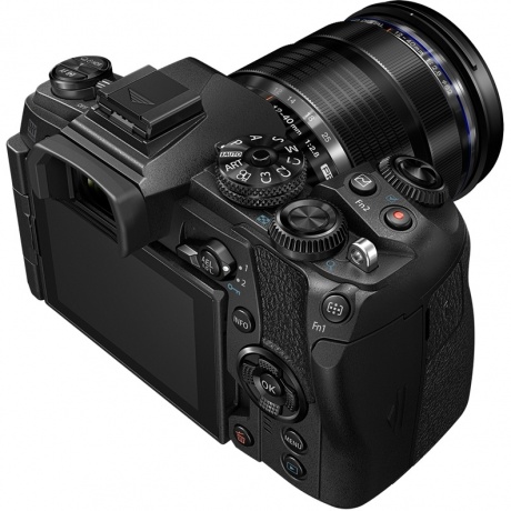 Цифровой фотоаппарат Olympus OM-D E-M1 Mark II Kit ( E-M1 Mark II Body black + EZ-M1240PRO + EZ-M4015 PRO ) - фото 4