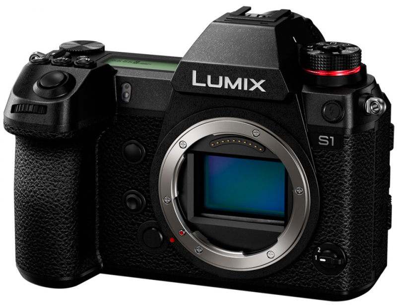 Цифровой фотоаппарат Panasonic Lumix DC-S1ME-K kit LUMIX S 24-105 мм F4 MACRO O.I.S. черный DC-S1MEE-K - фото 1