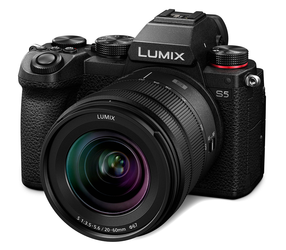 Цифровой фотоаппарат Lumix DC-S5KEE-K kit Lumix S 20-60mm f/3.5-5.6 черный - фото 1