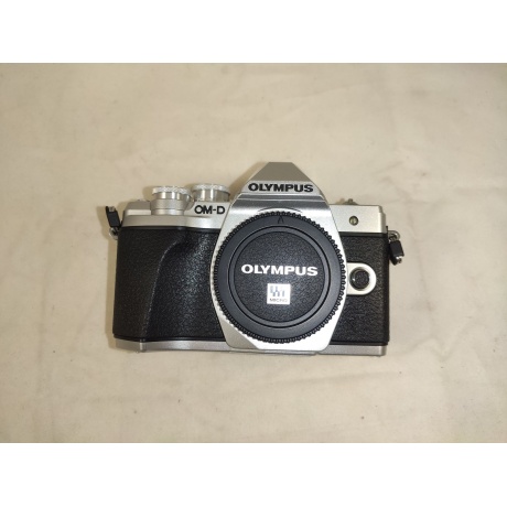 Цифровой фотоаппарат Olympus OM-D E-M10 Mark III Body silver уцененный - фото 2