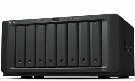 Сетевое хранилище Synology DS1821+