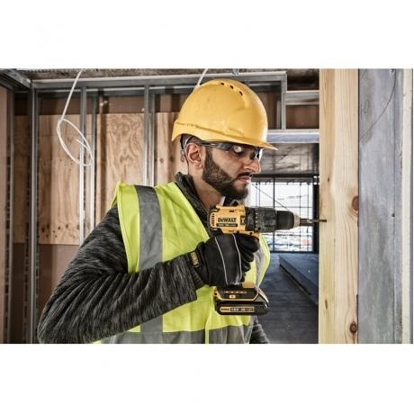 Дрель-шуруповерт бесщеточная Dewalt DCD778S2T-QW - фото 3