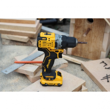 Дрель-шуруповерт бесщеточная аккумуляторная DeWalt DCD701D2-QW - фото 14