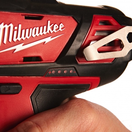 Дрель-шуруповерт Milwaukee M12 BDD-201C (4933479439) - фото 2