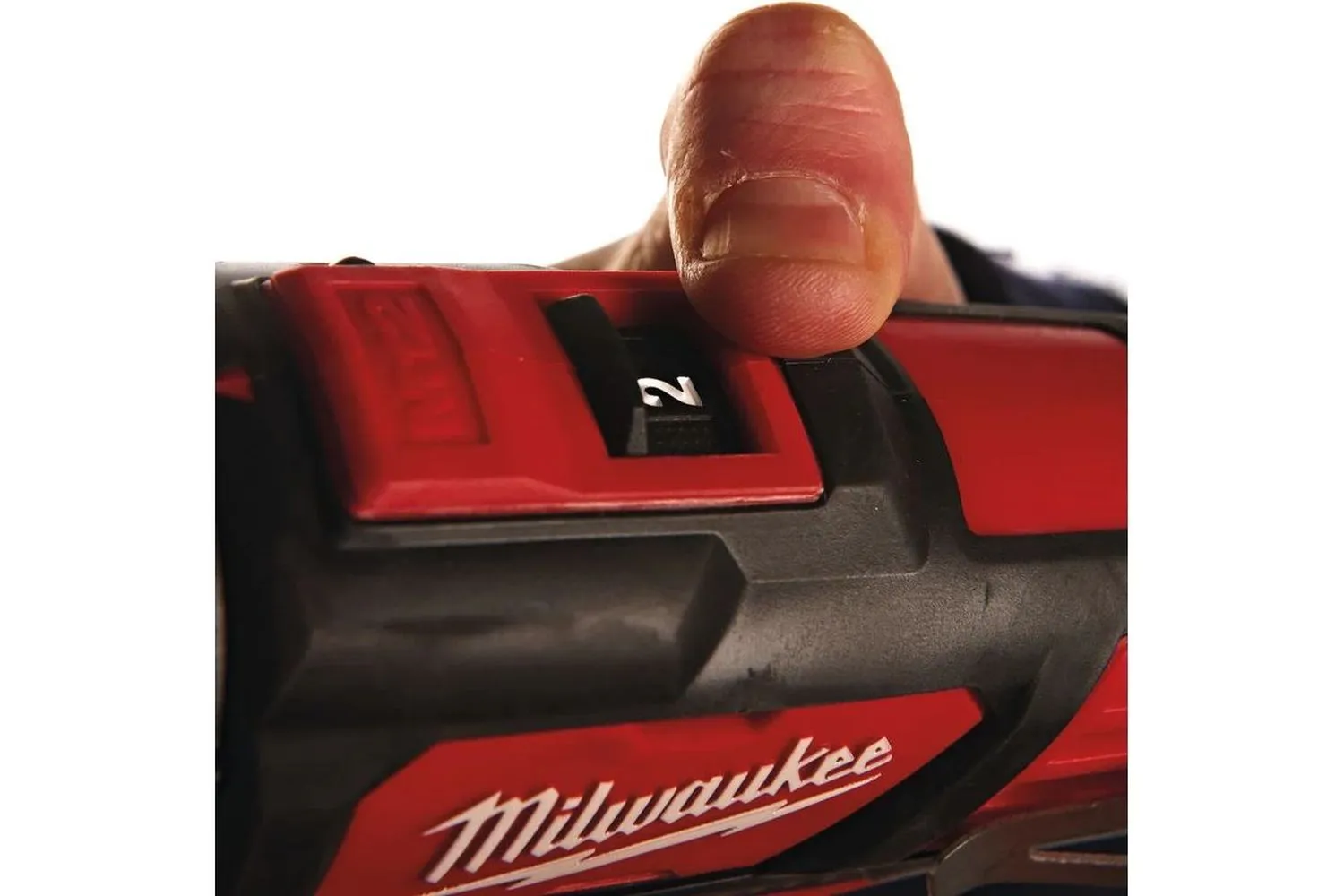 Дрель-шуруповерт Milwaukee M12 BPD-202С (4933441940) - фото 7