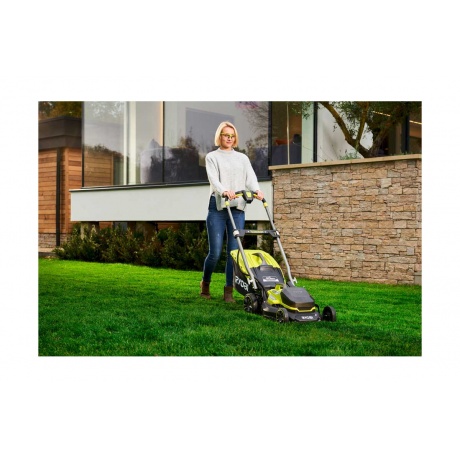 Газонокосилка аккумуляторная Ryobi RY18LMX40A-0 - фото 9