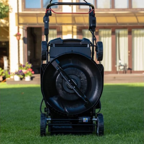 Газонокосилка роторная Makita DLM480CT2 860Вт - фото 9