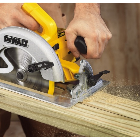 Пила дисковая DeWalt DWE575K - фото 3