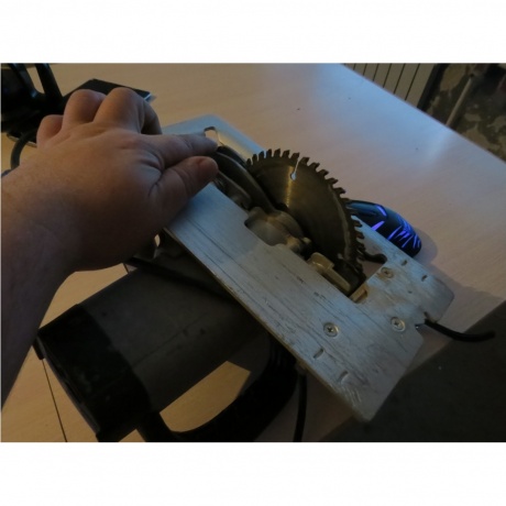 Дисковая пила Интерскол ДП-140/800 (95.1.0.00) - фото 11