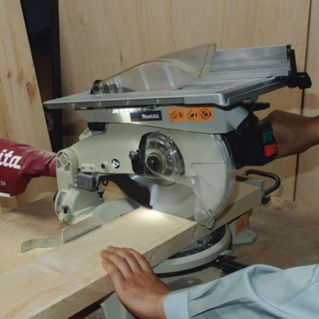 Пила торцовочная Makita комбипила LH 1040 - фото 4