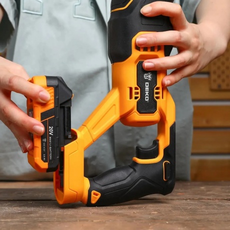 Сабельная пила аккумуляторная DEKO DKRS20 20В 1*2.0Ач - фото 16