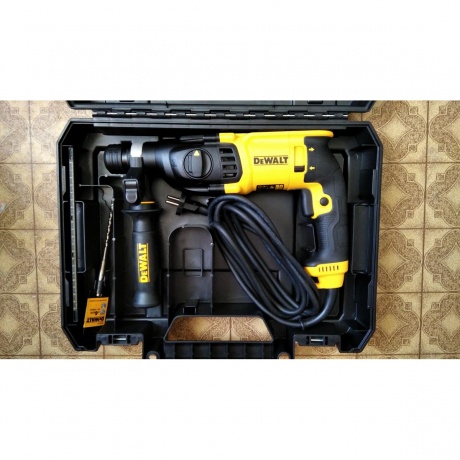 Перфоратор DeWalt D25133K-QS - фото 12