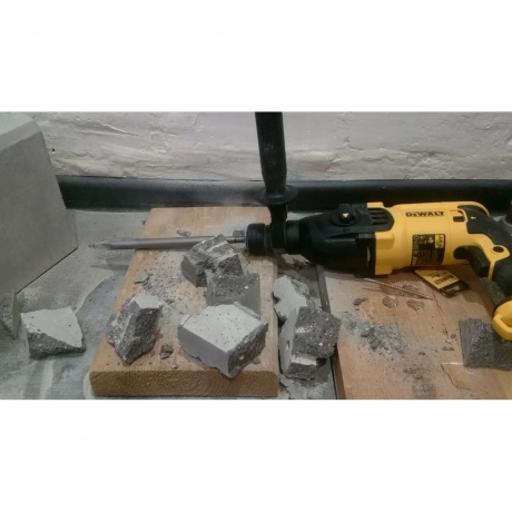 Перфоратор DeWalt D25133K-QS - фото 18