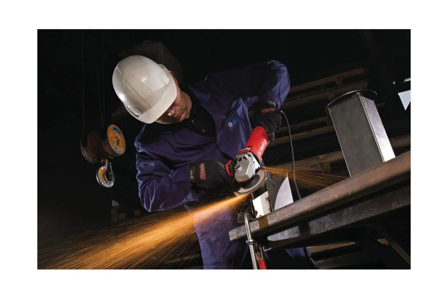 Угловая шлифмашина Milwaukee AGV 17-125 XC (4933449850) - фото 4