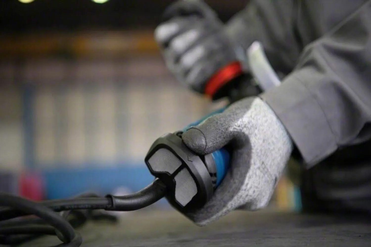 Угловая шлифмашина Bosch GWS 17-125 S (06017D0300) - фото 14