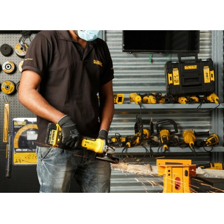 Угловая шлифмашина DeWalt DCG405P2 (DCG405P2-XJ) - фото 14