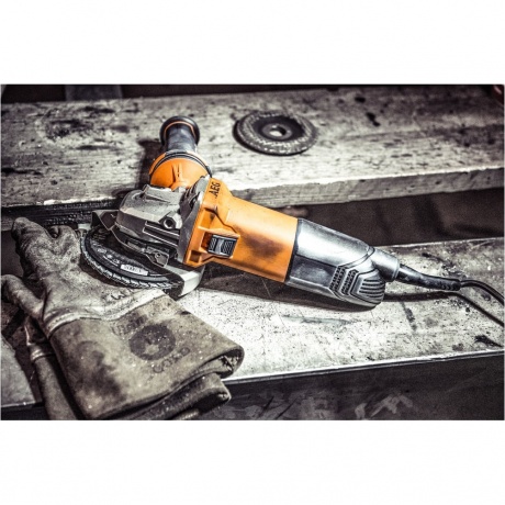 Шлифмашина угловая AEG  в кейсе WS12-125SK 4935451307 - фото 4