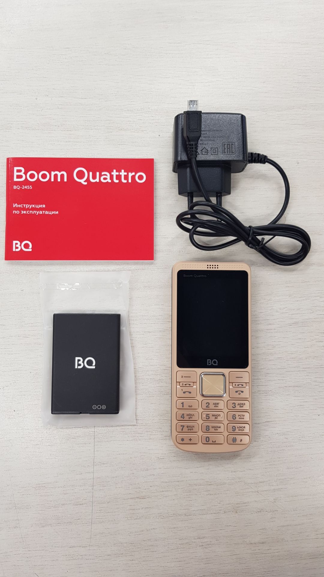 Мобильный телефон BQ 2455 Boom Quattro Gold хорошее состояние – купить в  Москве | интернет-магазин KotoFoto.ru