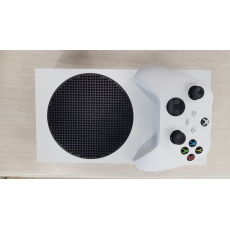 Игровая приставка Microsoft Xbox Series S 512 ГБ SSD белый/черный отличное состояние - фото 3