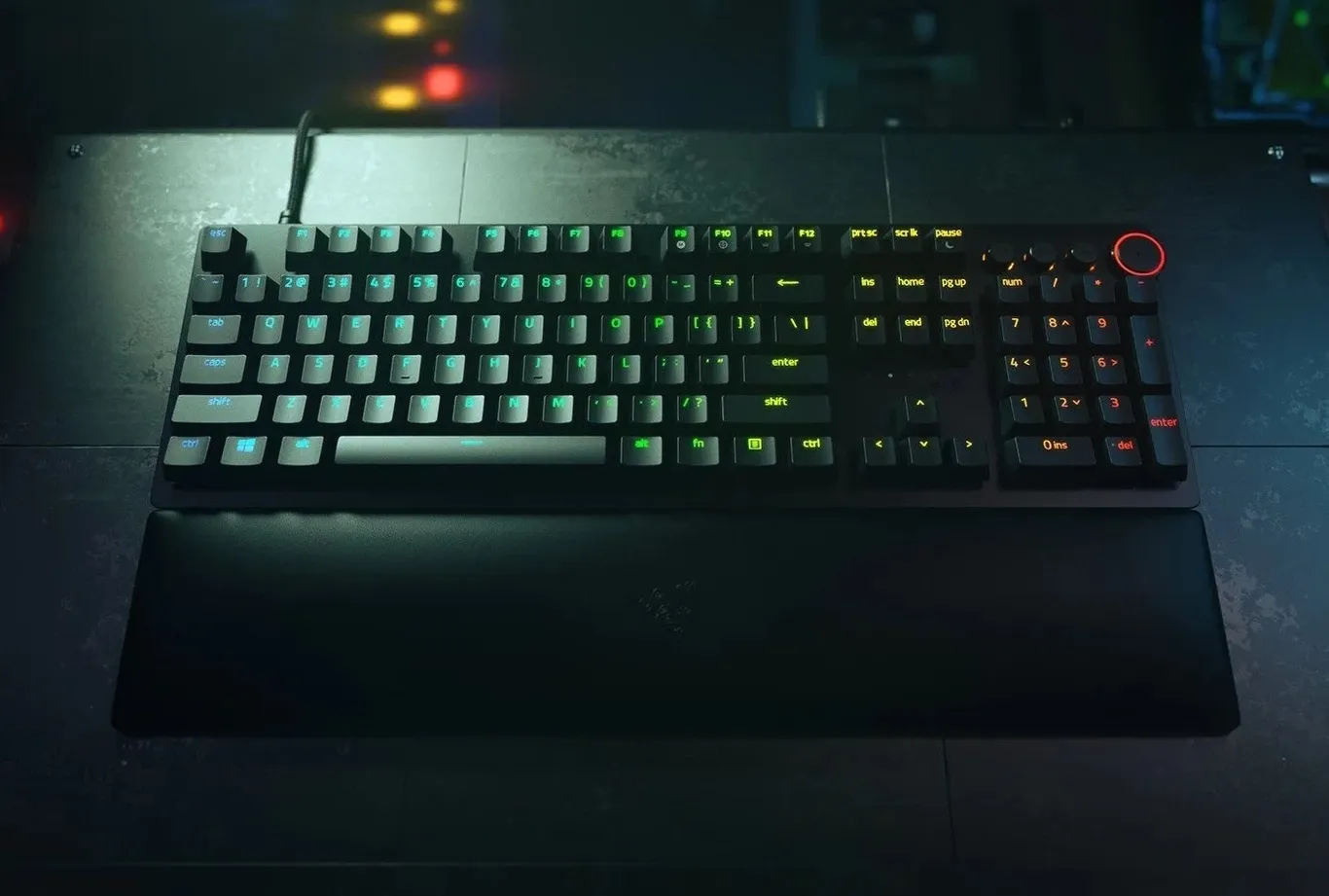 Клавиатура Razer Huntsman V2 Purple Switch (RZ03-03931300-R3R1) - фото 6