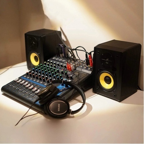 Колонки Edifier R1010BT 2.0 черный/черный 24Вт BT - фото 9