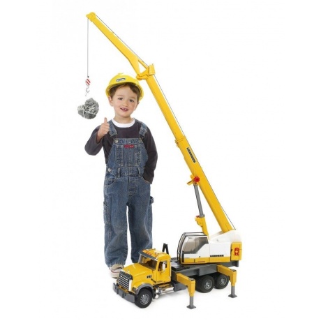 Автокран MACK Bruder 02-818  - фото 3