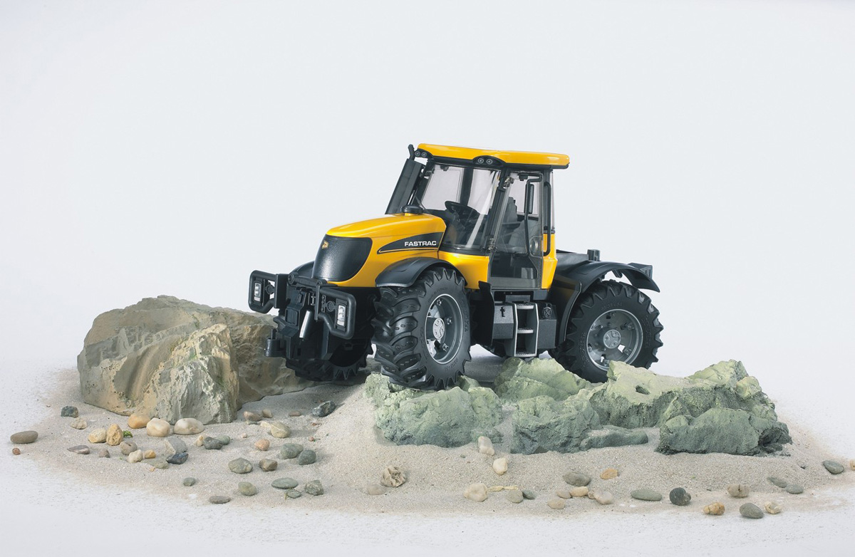 Машинка Bruder Трактор JCB Fastrac 3220 - фото 11