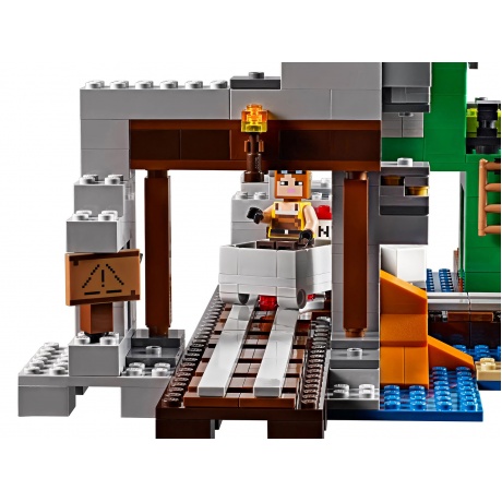 Конструктор LEGO Minecraft Шахта крипера - фото 6