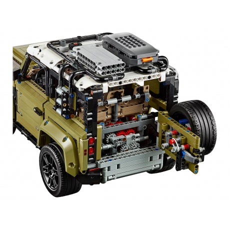 Конструктор LEGO Technic LAND ROVER DEFENDER - фото 9