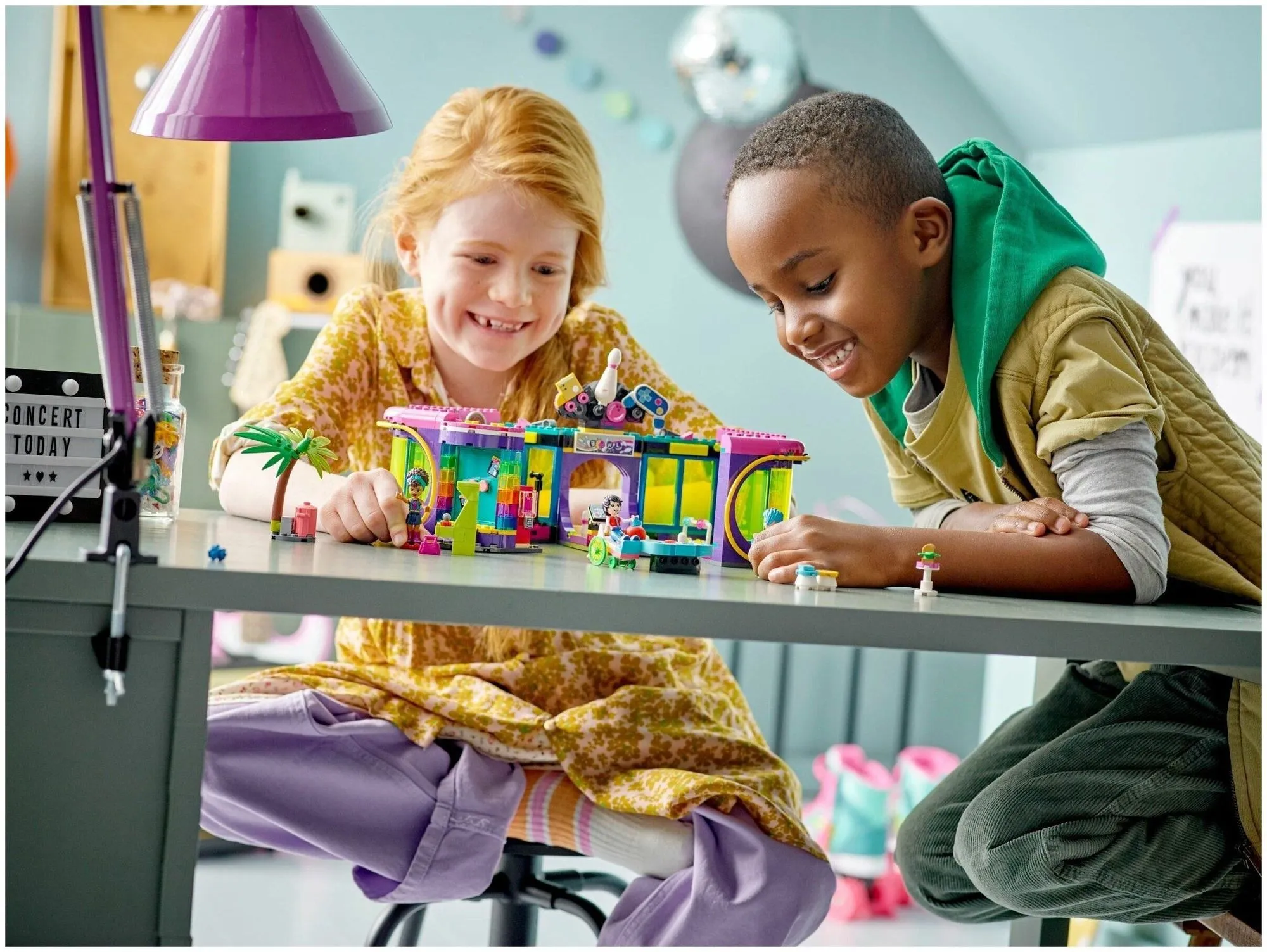 Конструктор LEGO Friends "Диско-аркада для роллеров" 41708 - фото 10