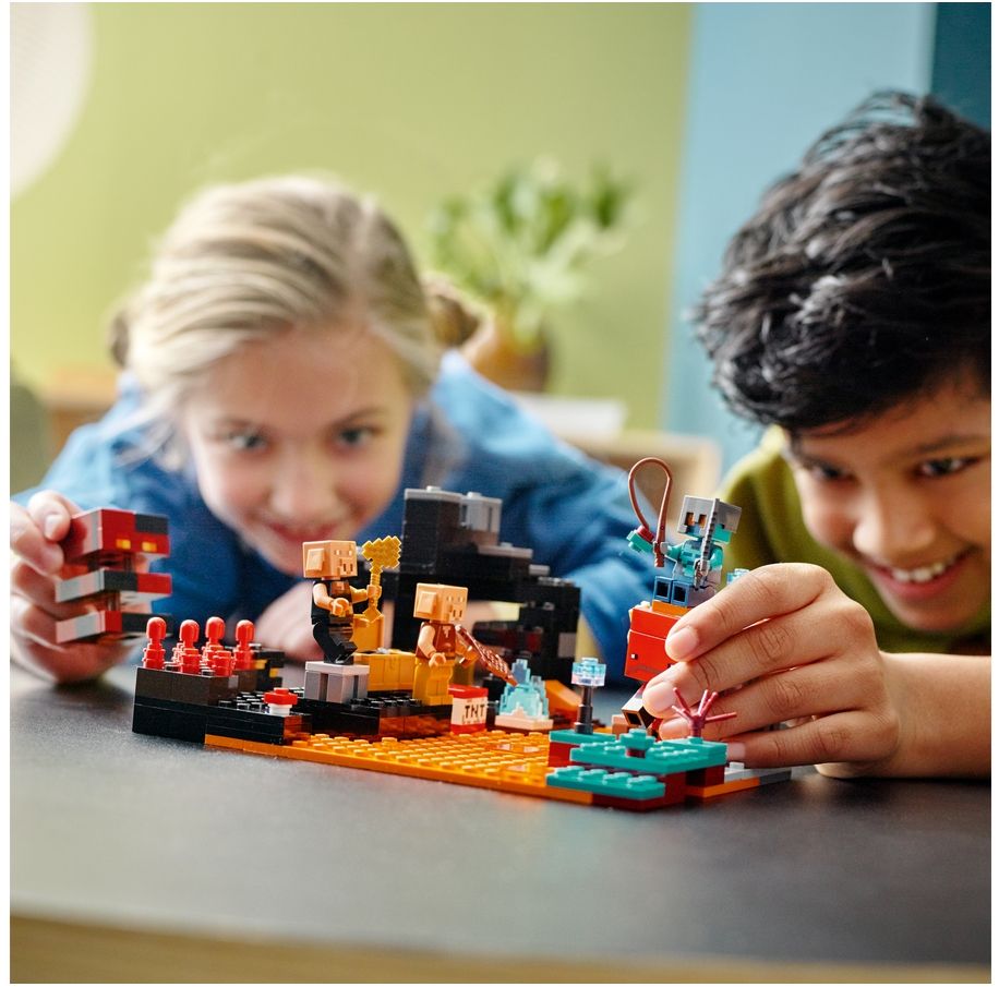 Конструктор LEGO Minecraft "Нижний бастион" 21185 - фото 5