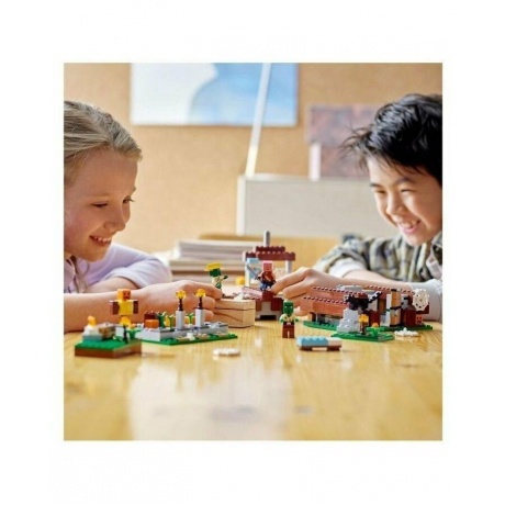 Конструктор LEGO Minecraft Заброшенная деревня 21190 - фото 5