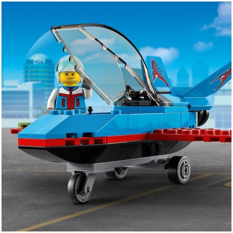 Конструктор Lego City Трюковый самолет (60323) - фото 2