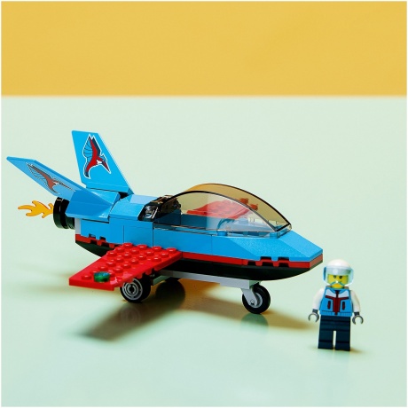 Конструктор Lego City Трюковый самолет (60323) - фото 5