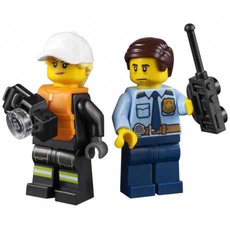 Конструктор LEGO 60308 City Seaside Police and Fire Mission - фото 10