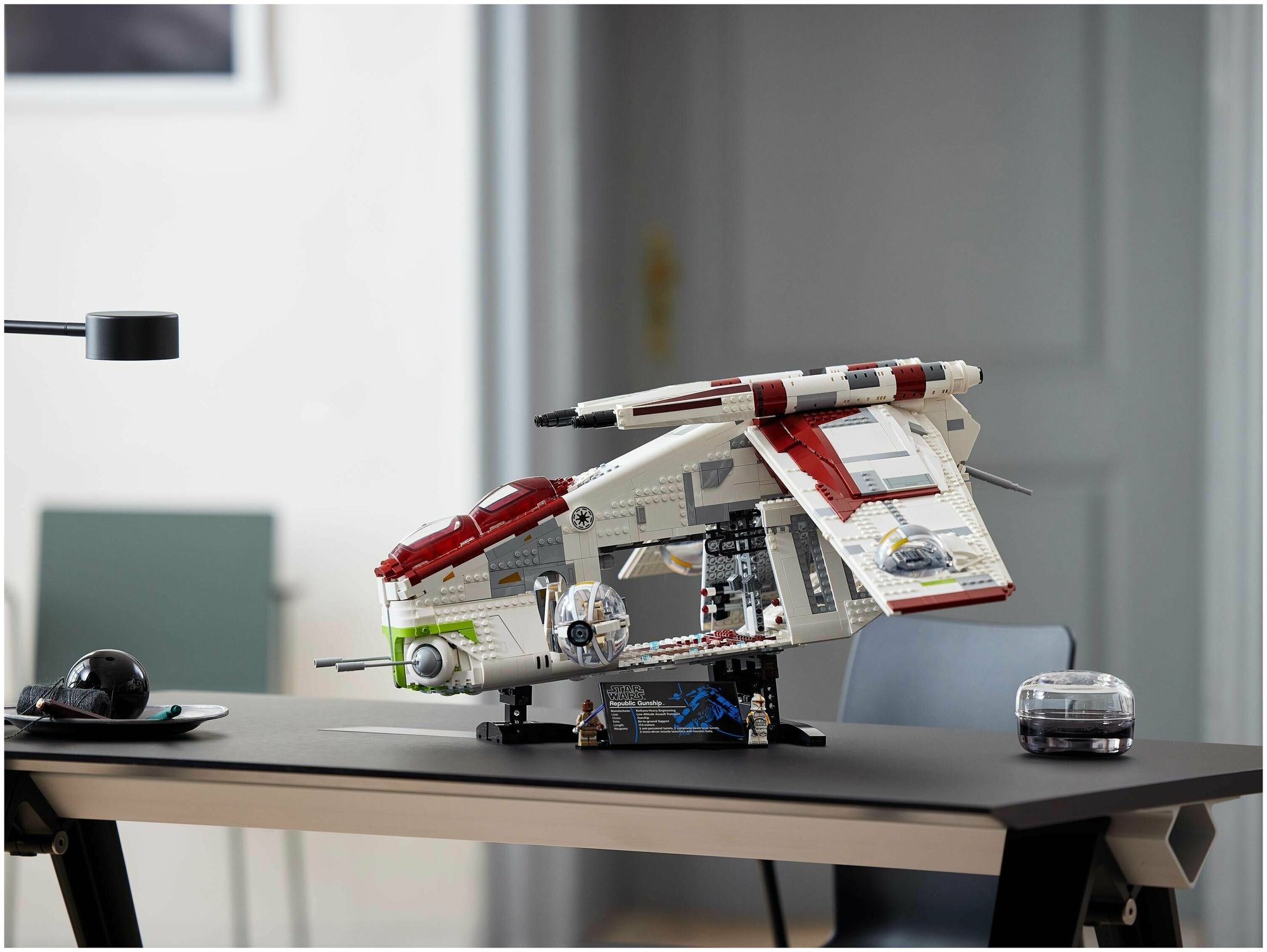 Конструктор LEGO 75309 Star Wars Republic Gunship - фото 13