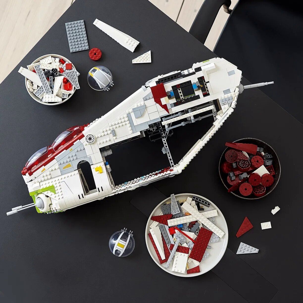 Конструктор LEGO 75309 Star Wars Republic Gunship - фото 21
